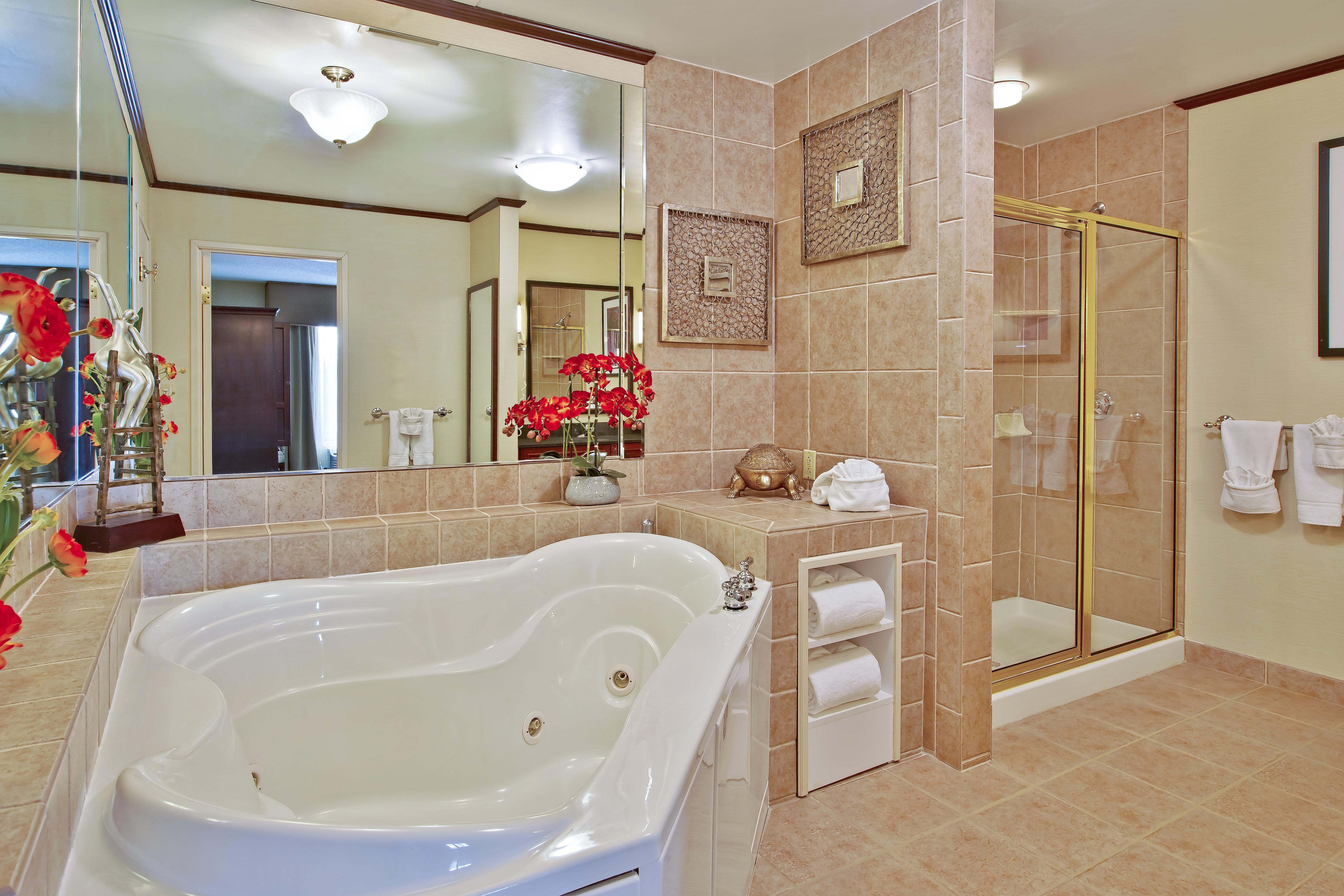 Holiday Inn Express & Suites - Sharon-Hermitage By Ihg West Middlesex Екстер'єр фото