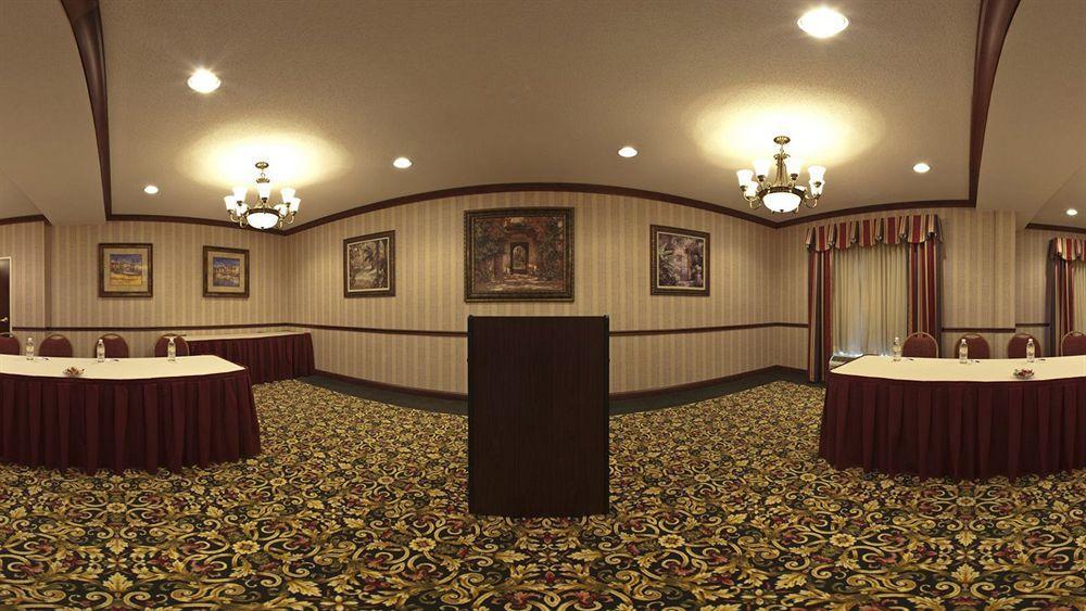 Holiday Inn Express & Suites - Sharon-Hermitage By Ihg West Middlesex Екстер'єр фото